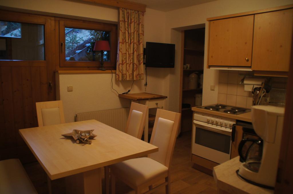 Appartment Sarlo ซังคท์อันทอนอัมอาร์ลแบร์ก ภายนอก รูปภาพ